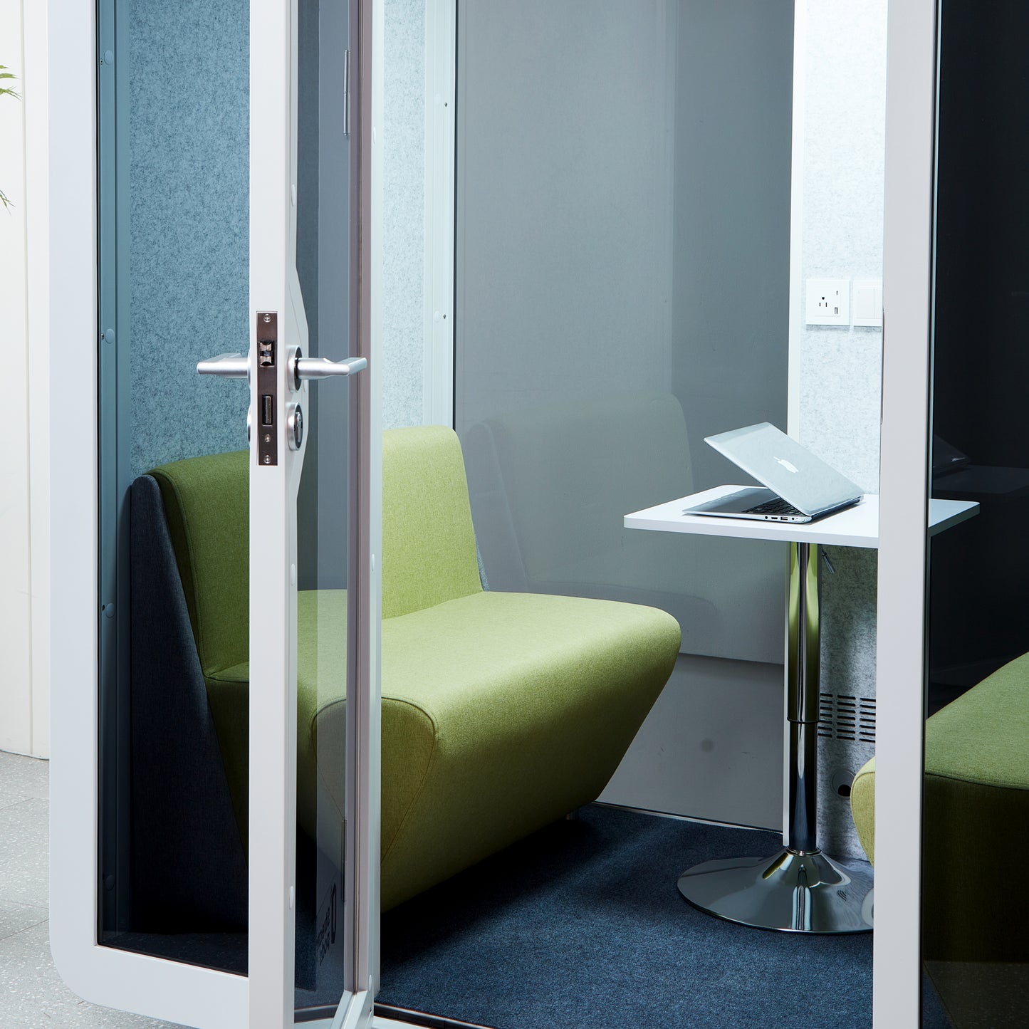 NoVoxPod Grande Office Sound Pod Meeting Booth - 2-4 Person Size